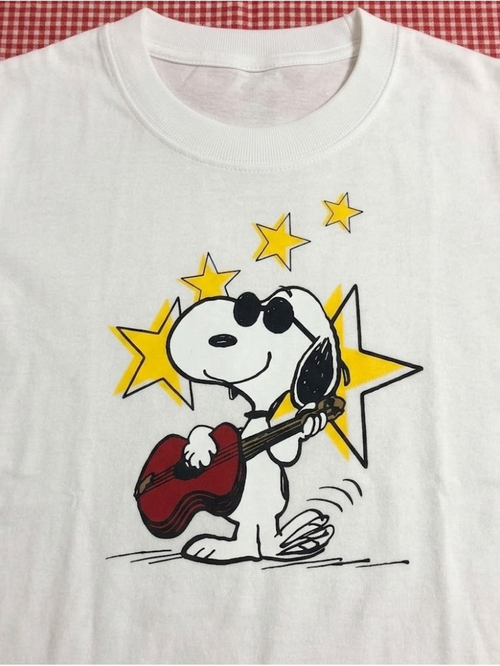 Peanuts Snoopy White T-Shirt with Red Guitar - Picture 2 of 3
